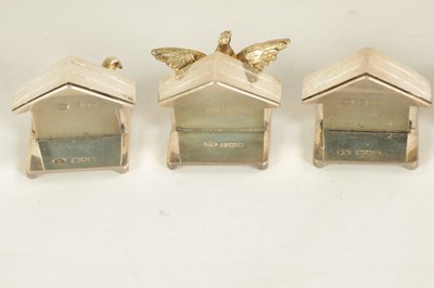 Lot 373 - A FINE CASED SET OF SIX SILVER GILT DOVE MENU HOLDERS