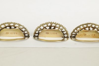 Lot 451 - A SET OF SIX STUART DEVLIN SILVER GILT MENU HOLDERS