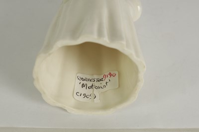 Lot 41 - THE MOTORIST. A VERY RARE ROYAL WORCESTER PORCELAIN CANDLE EXTINGUISHER