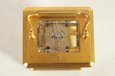 Lot 727 - A GOOD LATE 19TH CENTURY FRENCH GILT BRASS REPEATING CARRIAGE CLOCK WITH ORIGINAL LEATHER CARRYING CASE