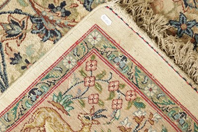 Lot 618 - A 20TH CENTURY EASTERN WOVEN RUG