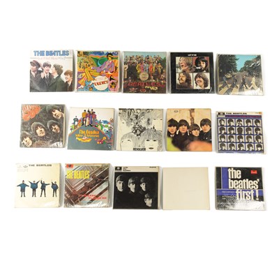 Lot 191 - A COLLECTION OF THE BEATLES VINYL RECORDS (15)