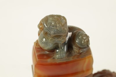 Lot 122 - A CHINESE CARVED CARNELIAN AGATE VASE AND COVER