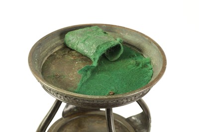 Lot 152 - A LARGE MEIJI PERIOD JAPANESE BRONZE KORO AND COVER