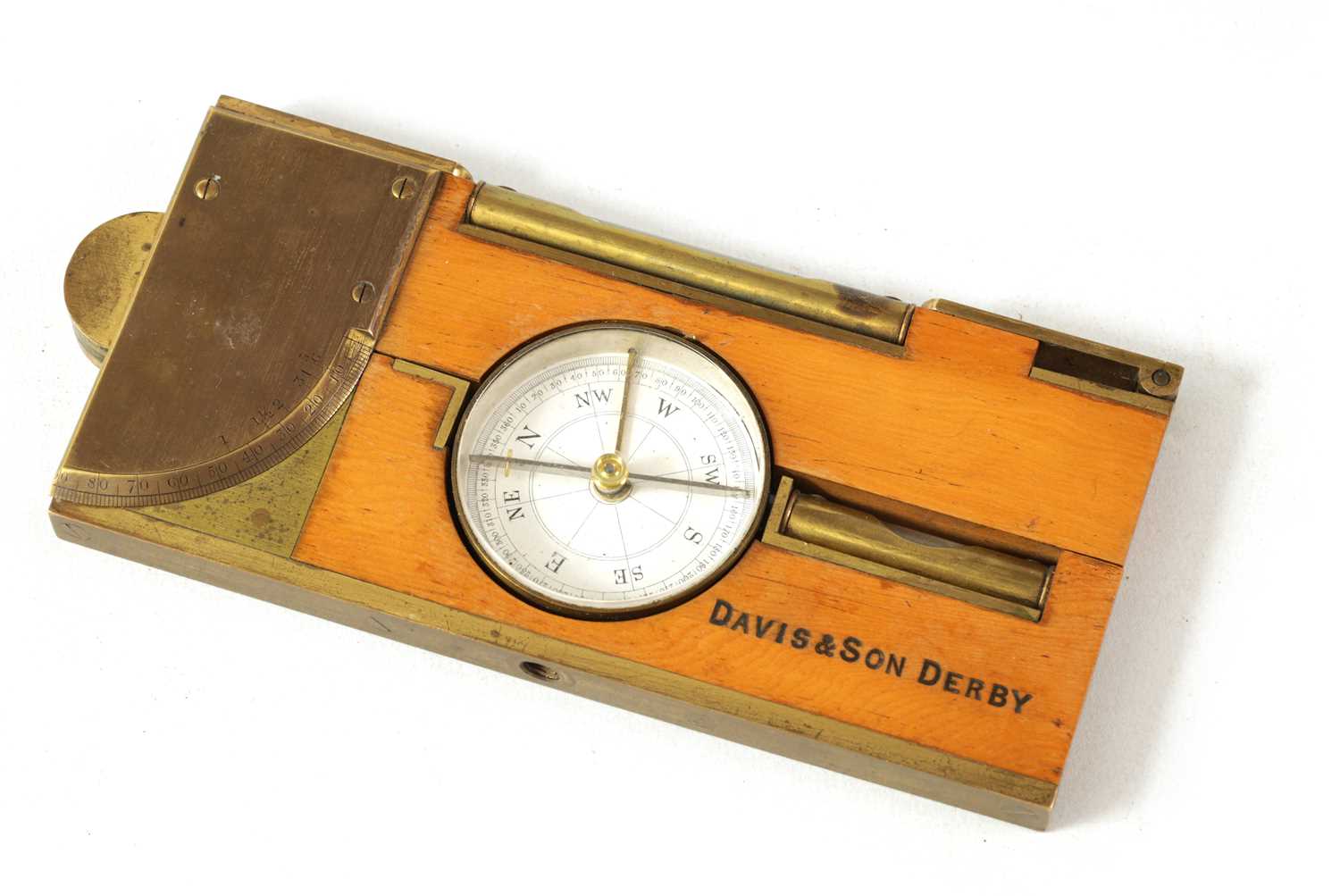 Lot 407 - A GOOD QUALITY LARGE BOXWOOD AND BRASS INCLINOMETER LEVEL BY DAVIS & SON. DERBY
