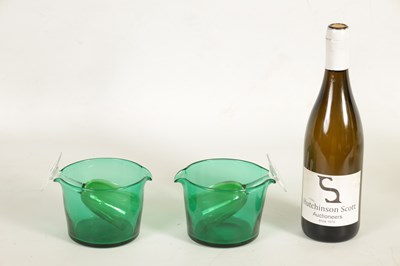 Lot 26 - A PAIR OF LATE GEORGIAN BRISTOL GREEN WINE RINSERS AND LATER GLASSES