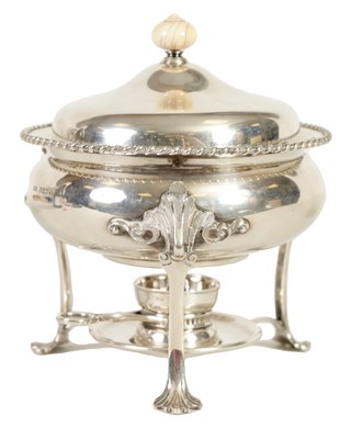 Lot 317 - AN EDWARD VII SILVER EGG CODDLER WITH IVORY FINIAL TO THE COVER