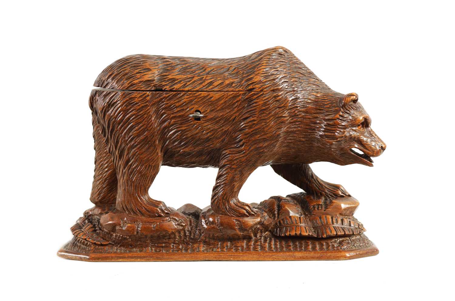 Lot 860 - A LATE 19TH CENTURY CARVED BLACK FOREST BEAR TRINKET BOX