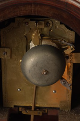 Lot 734 - JOHN THWAITES, LONDON. A REGENCY INLAID FIGURED MAHOGANY BRACKET CLOCK