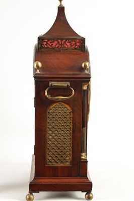 Lot 734 - JOHN THWAITES, LONDON. A REGENCY INLAID FIGURED MAHOGANY BRACKET CLOCK