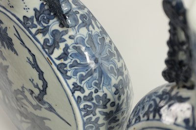 Lot 161 - A PAIR OF 19TH CENTURY CHINESE BLUE AND WHITE MOON FLASKS