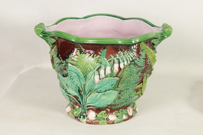 Lot 37 - A 19TH CENTURY OVERSIZED MINTON MAJOLICA JARDINIERE ON STAND