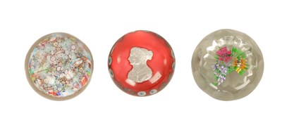 Lot 1 - A COLLECTION OF THREE GLASS PAPERWEIGHTS INCLUDING A SULPHIDE VICTORIA AND ALBERT.