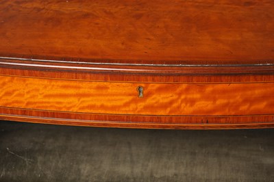 Lot 943 - A FINE PAIR OF GEORGE III FIGURED SATINWOOD AND KINGWOOD CROSS-BANDED BOW-FRONT OPEN BOOKCASES