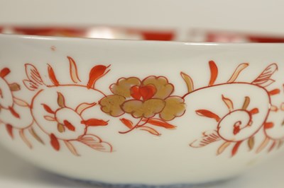Lot 107 - A LATE 19TH CENTURY JAPANESE PORCELAIN BOWL