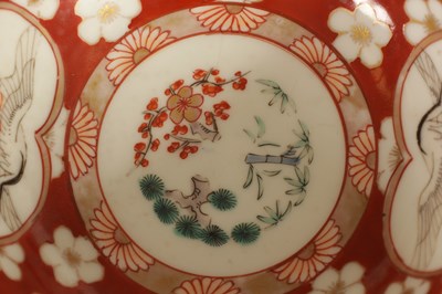 Lot 107 - A LATE 19TH CENTURY JAPANESE PORCELAIN BOWL