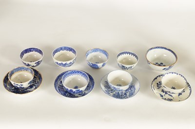 Lot 60 - A COLLECTION OF 18TH CENTURY BLUE AND WHITE CAUGHLEY AND OTHER TEA BOWLS AND SUACERS