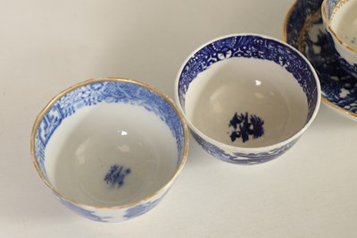 Lot 60 - A COLLECTION OF 18TH CENTURY BLUE AND WHITE CAUGHLEY AND OTHER TEA BOWLS AND SUACERS
