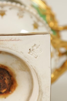 Lot 49 - AN EARLY 19TH CENTURY FLIGHT BARR & BARR, WORCESTER PORCELAIN TWO HANDLED URN SHAPED VASE