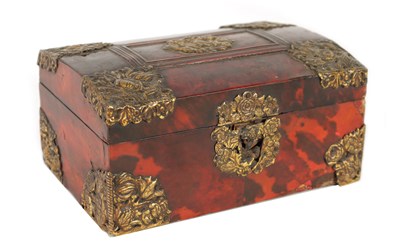 Lot 862 - AN 18TH CENTURY EUROPEAN BRASS MOUNTED TORTOISESHELl CASKET