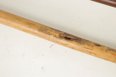 Lot 456 - OF BOER WAR INTEREST, A LATE 19TH CENTURY CARVED WALKING STICK AND KNOBKERRY