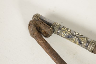 Lot 450 - AN EARLY 19TH CENTURY CAUCASIAN  SILVER NIELLO AND LEATHER-BOUND FOLDING RIDING CROP