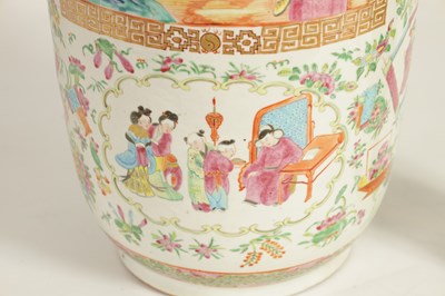 Lot 208 - A LARGE 19TH CENTURY CHINESE CANTON FAMILLE ROSE PORCELAIN VASE