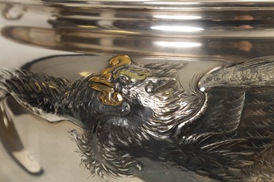 Lot 130 - A FINE AND LARGE JAPANESE SILVER AND MIXED METAL BOWL BY AMETANI YUMIN