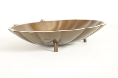 Lot 100 - A JAPANESE MEIJI PERIOD BRONZE AND SILVER INLAID TURTLE DISH