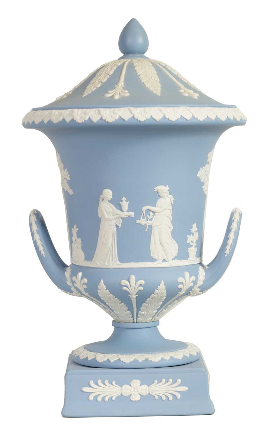 Lot 78 - A WEDGWOOD JASPERWARE CAMPANA SHAPED VASE AND COVER