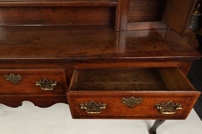 Lot 922 - A GOOD GEORGE III OAK SHROPSHIRE DRESSER AND RACK OF FINE COLOUR AND PATINA