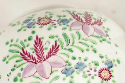 Lot 93 - A LATE 19TH CENTURY ORIENTAL STYLE SAMSON GINGER JAR AND COVER