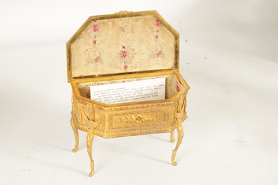 Lot 527 - A 19TH CENTURY FRENCH ORMOLU JEWELLERY CASKET