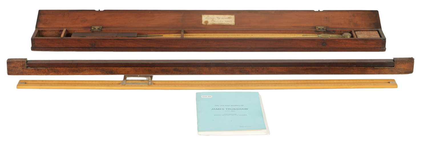 Lot 398 - A LARGE MAHOGANY CASED SET OF BRASS AND HARDWOOD DIVIDERS