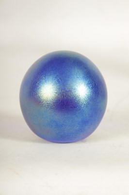 Lot 18 - A LOETZ TYPE GLOBULAR PAPERWEIGHT