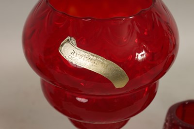 Lot 4 - A GROUP OF VENETIAN RUBY AND CLEAR GLASS VASES AND A SWIMMING SWAN DISH