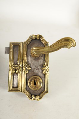 Lot 435 - A 19TH CENTURY FRENCH STEEL AND CAST BRASS MOUNTED DOOR LOCK