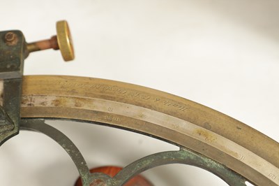 Lot 404 - HEATH & CO. LONDON. A LATE 19TH CENTURY BRASS FRAMED SEXTANT IN ORIGINAL MAHOGANY BOX