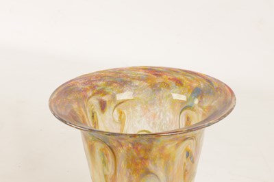 Lot 8 - A MONART, MONCRIEFF SCOTLAND ART GLASS VASE