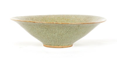 Lot 197 - A 19TH-CENTURY CHINESE CELADON CRAKLEGLAZE CHINESE BOWL