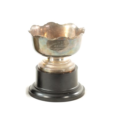 Lot 438 - OF GOLFING INTEREST. A SILVER HOLES IN ONE WORLD RECORD PRESENTATION CUP