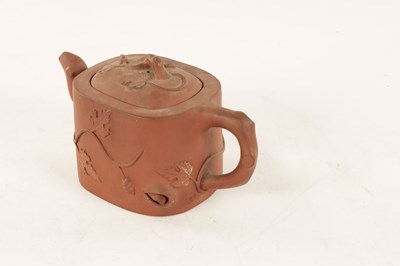 Lot 176 - A CHINESE TERRACOTTA TEAPOT