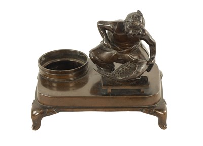 Lot 156 - A JAPANESE MEIJI PERIOD PATINATED BRONZE SCULPTURE