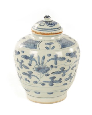 Lot 200 - A CHINESE MING BLUE AND WHITE PORCELAIN VASE AND COVER