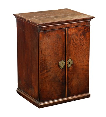 Lot 1392 - A WILLIAM AND MARY BURR WALNUT HANGING CUPBOARD