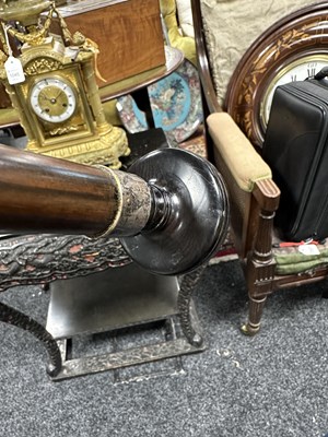 Lot 572 - A 19TH CENTURY CARVED EBONY AND CALAMANDA WALKING CANE