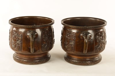 Lot 181 - A PAIR OF JAPANESE MEIJI PERIOD BRONZE JARDINIERES