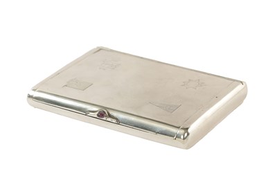 Lot 429 - AN EARLY 20TH CENTURY FABERGE LARGE PLAIN SILVER CIGARETTE CASE