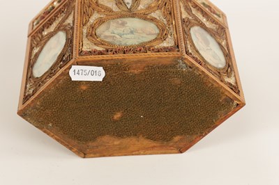 Lot 1144 - A FINE GEORGE III CHEQUERBAND STRUNG SATINWOOD, SCROLLED PAPER, CRUSHED GLASS AND PORTRAIT PANELLED HEXAGONAL TEA CADDY