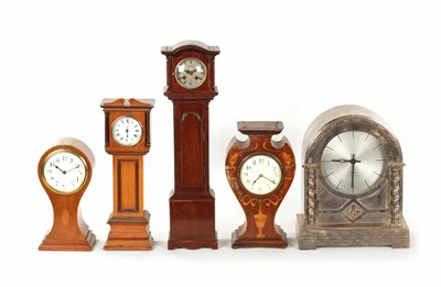 Lot 922 - A COLLECTION OF FIVE EDWARDIAN MANTEL CLOCKS